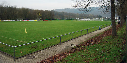 Россбах Stadion an der Au