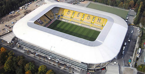 Динамо Д Rudolf-Harbig-Stadion