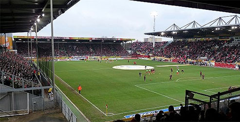 Майнц II Bruchwegstadion Майнц II Bruchwegstadion