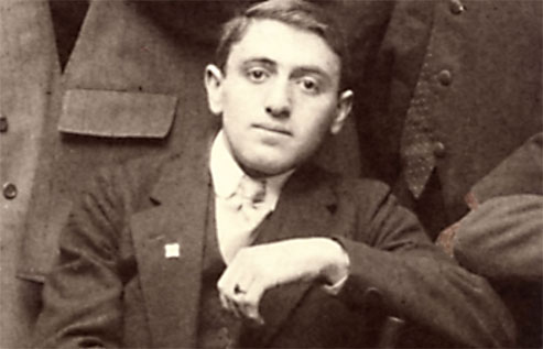 ����� ����