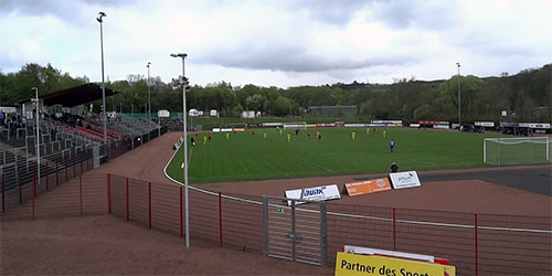 и�����. Hermann-Neuberger-Stadion