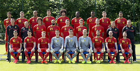 �������